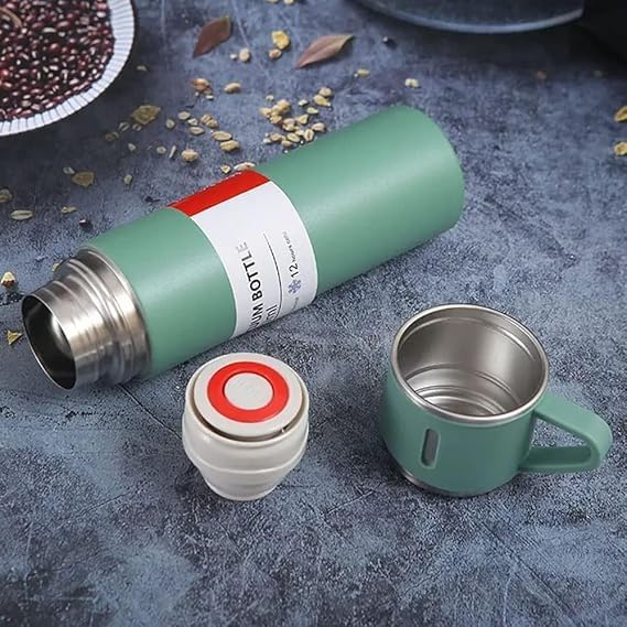 Bottle Water Flask Gift Set Two Cups Hot and Cold