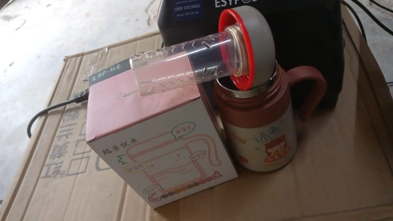 Stainless Steel Mug / Bottle Vacuum Insulated Cup with Handle & Small cup, Tumbler (550 ML)